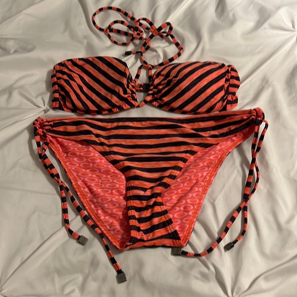 Oakley bikini